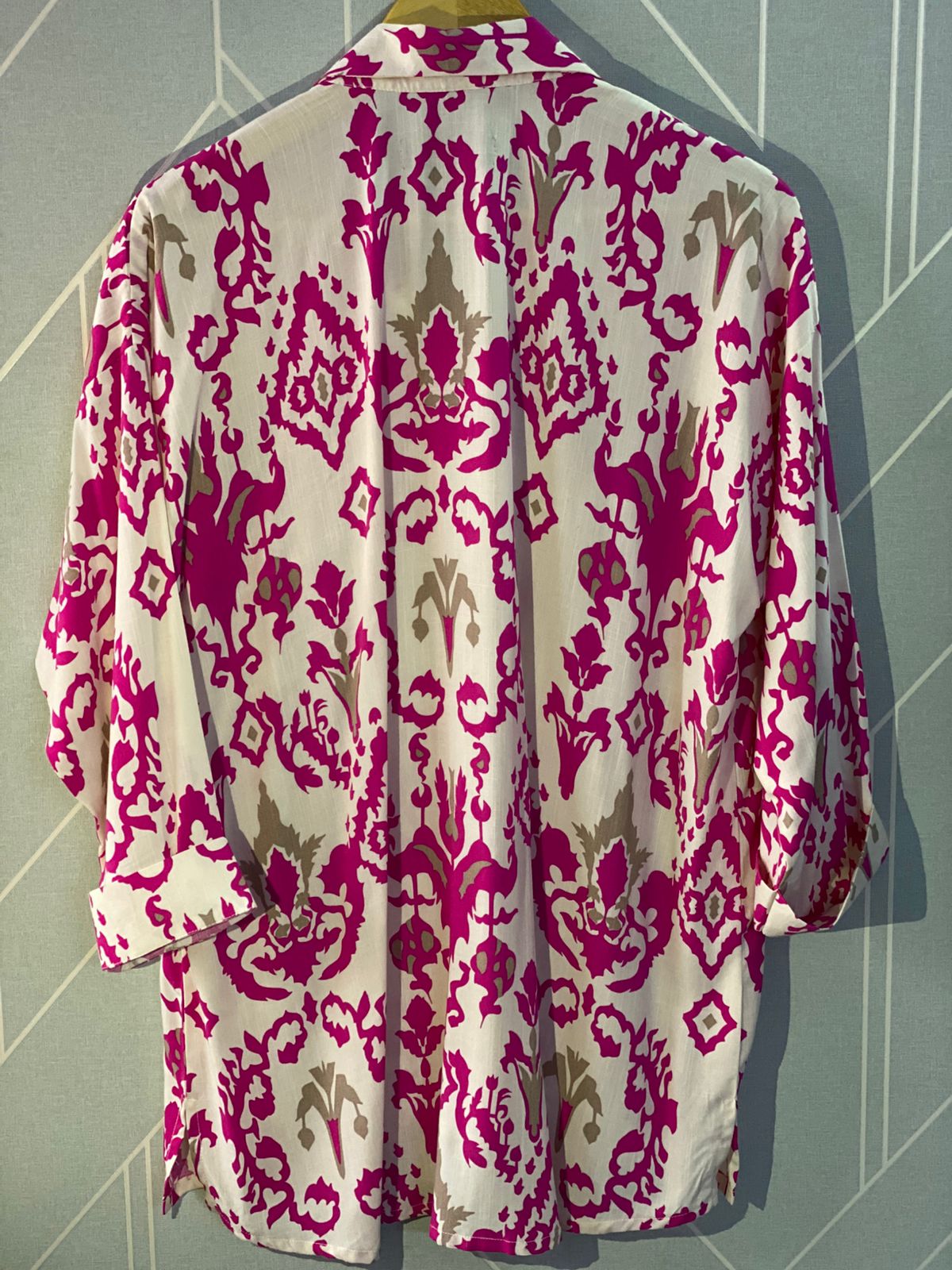 Magenta & Rose CO-ARD