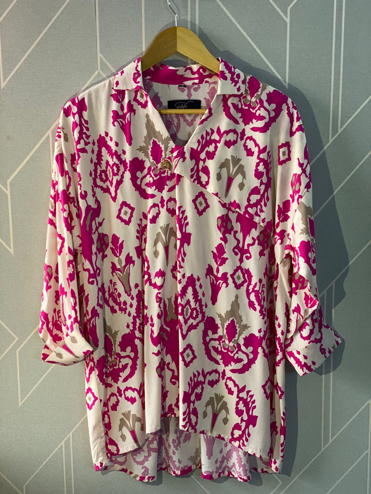 Magenta & Rose CO-ARD